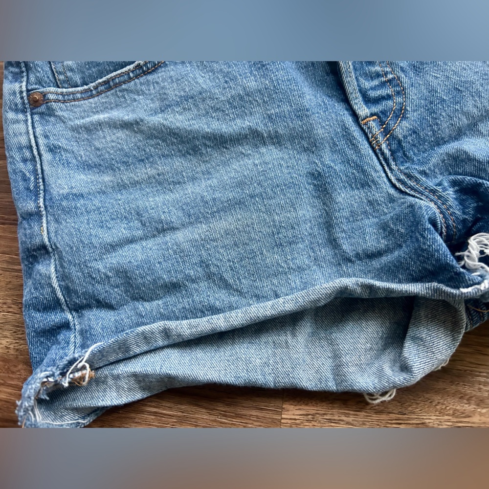 LEVI’S 501 High Rise Cutoff Denim Shorts 2.5” Western Indie Sleeze 90s Boho | 28 - Picture 5 of 10
